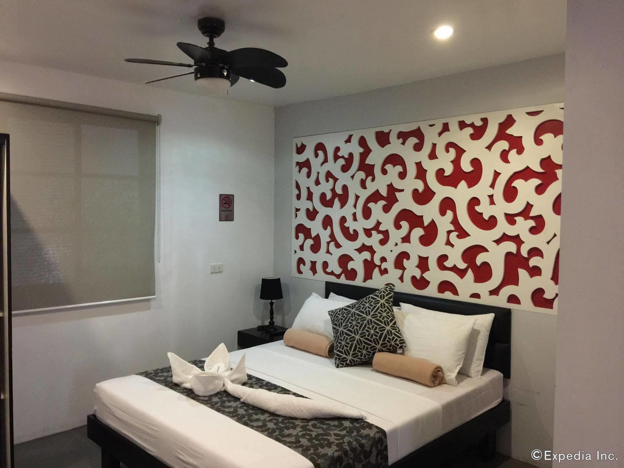 Reddoorz Micasa Lodge Coron Palawan Extérieur photo